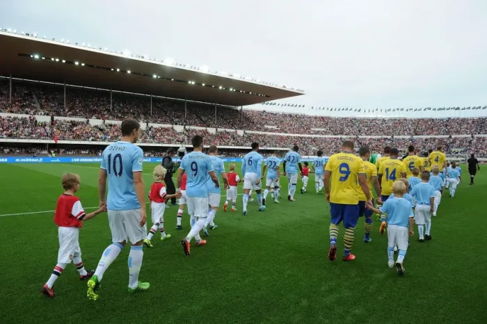 Framed Print : Arsenal v Manchester City - Pre Season Friendly