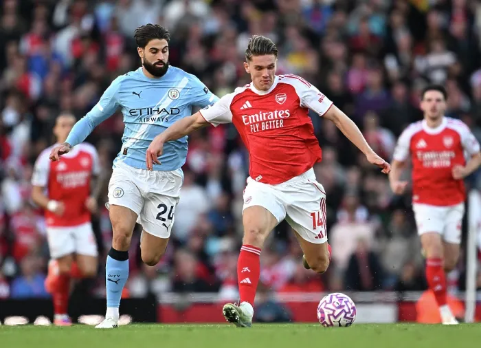 Framed Print : Arsenal v Manchester City - Premier League