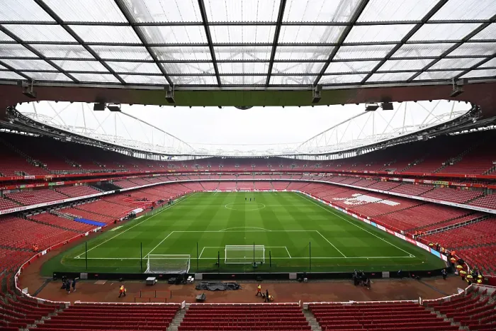 Framed Print : Arsenal v Manchester United - Emirates FA Cup Third Round