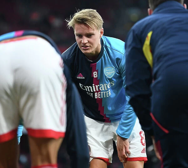 Arsenal v Manchester United: Martin Odegaard Gears Up at Emirates Stadium (Premier League 2022-23)