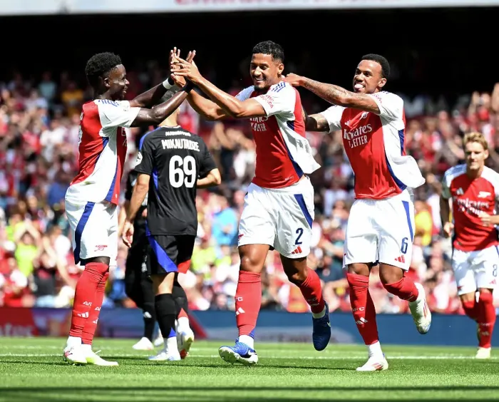 Framed Print : Arsenal v Olympique Lyonnais - Pre-Season Friendly