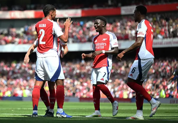 Framed Print : Arsenal v Olympique Lyonnais - Pre-Season Friendly