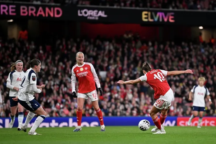 Framed Print : Arsenal v Tottenham Hotspur - Barclays Women's Super League Arsenal v Tottenham Hotspur - Barclays Women's Super League
