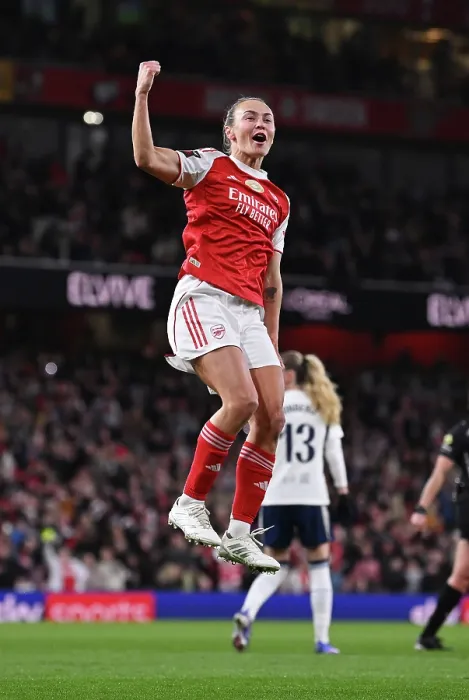 Framed Print : Arsenal v Tottenham Hotspur - Barclays Women's Super League Arsenal v Tottenham Hotspur - Barclays Women's Super League