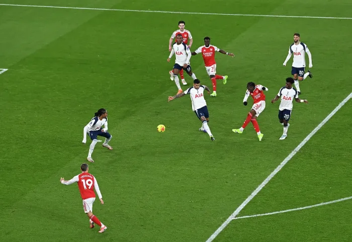 Framed Print : Arsenal v Tottenham Hotspur - Premier League