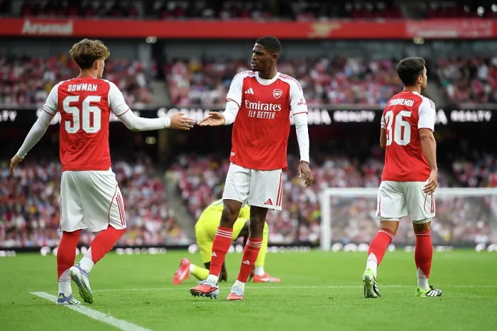 Framed Print : Arsenal v Villarreal - Pre-Season Friendly