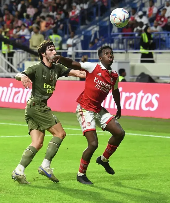Framed Print : Arsenal vs AC Milan: Nketiah vs Tonali Clash in Dubai, 2022-23 Framed Print : Arsenal vs AC Milan: Nketiah vs Tonali Clash in Dubai, 2022-23