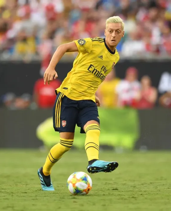 Framed Print : Arsenal vs. ACF Fiorentina: Mesut Ozil in Action at 2019 International Champions Cup, Charlotte Framed Print : Arsenal vs. ACF Fiorentina: Mesut Ozil in Action at 2019 International Champions Cup, Charlotte