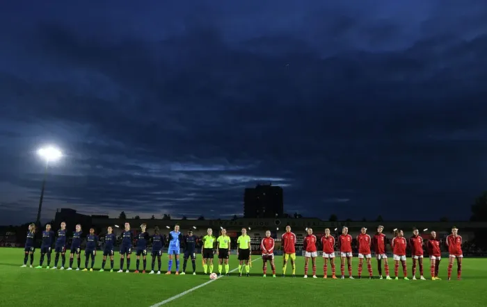 Framed Print : Arsenal vs Ajax: UEFA Women's Champions League Showdown (2022-23) Framed Print : Arsenal vs Ajax: UEFA Women's Champions League Showdown (2022-23)