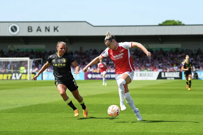 Framed Print : Arsenal vs. Aston Villa: A Battle for Possession in the FA Women's Super League Framed Print : Arsenal vs. Aston Villa: A Battle for Possession in the FA Women's Super League