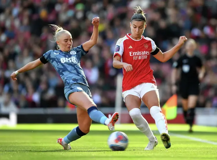 Framed Print : Arsenal vs Aston Villa: A Battle for Possession in the Women's Super League (2023-24) Framed Print : Arsenal vs Aston Villa: A Battle for Possession in the Women's Super League (2023-24)