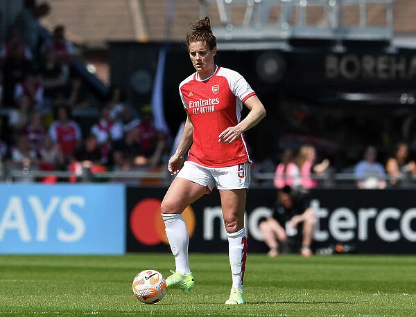 Arsenal vs. Aston Villa: Jennifer Beattie in Action - FA Women's Super League 2022-23