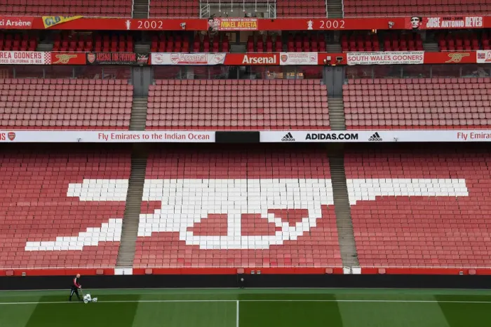 Framed Print : Arsenal vs Aston Villa: Pre-Match Pitch Preparation at Emirates Stadium (2021-22) Framed Print : Arsenal vs Aston Villa: Pre-Match Pitch Preparation at Emirates Stadium (2021-22)