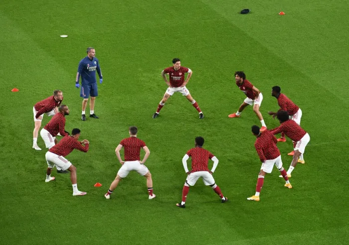 Framed Print : Arsenal vs Aston Villa: Premier League - Pre-Match Warm-Up at Emirates Stadium