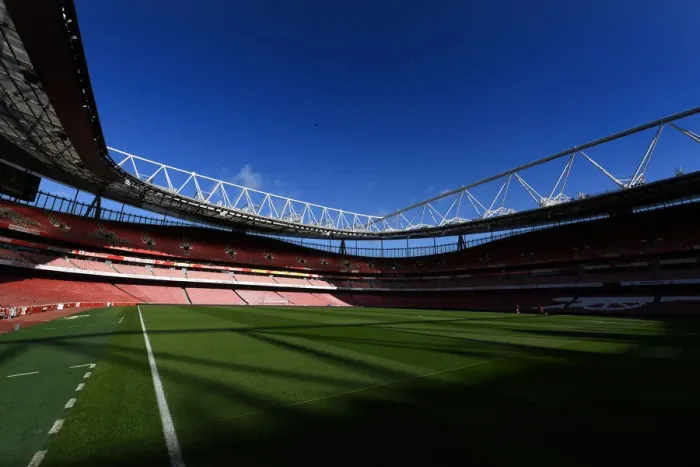 Framed Print : Arsenal vs Aston Villa: Premier League Showdown at Emirates Stadium