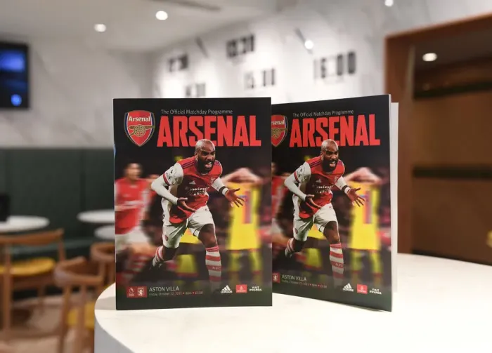 Framed Print : Arsenal vs Aston Villa: Premier League Showdown at Emirates Stadium