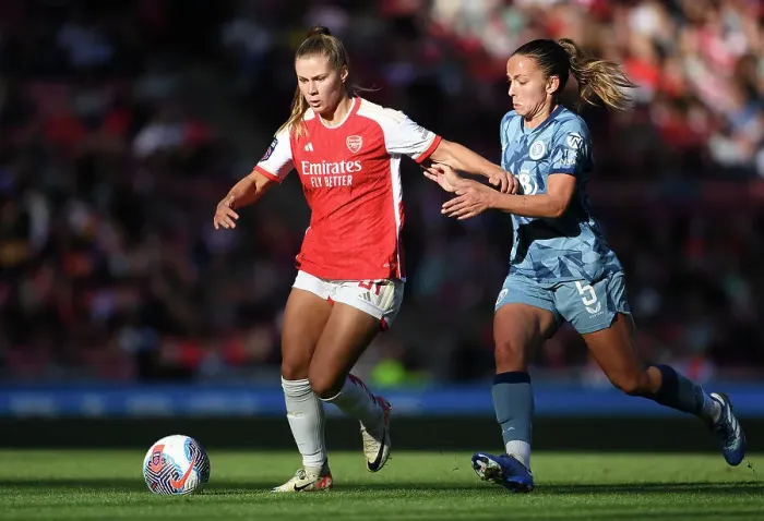 Framed Print : Arsenal vs. Aston Villa: Women's Super League Clash at Emirates Stadium (2023-24)