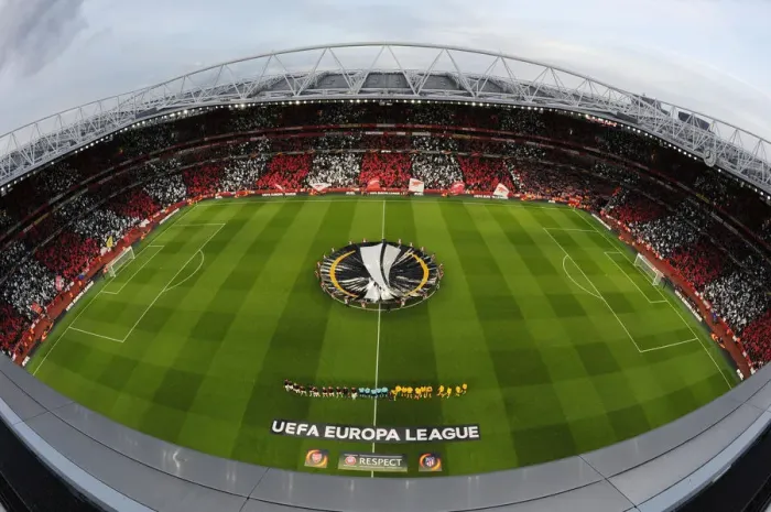 Framed Print : Arsenal vs Atletico Madrid: Europa League Semi-Final at Emirates Stadium, London Framed Print : Arsenal vs Atletico Madrid: Europa League Semi-Final at Emirates Stadium, London