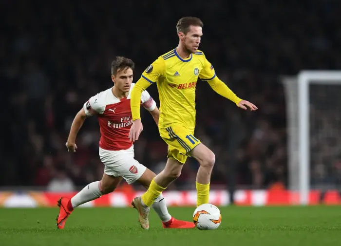Framed Print : Arsenal vs BATE Borisov: Denis Suarez Shuts Down Alex Hleb in Europa League Clash Framed Print : Arsenal vs BATE Borisov: Denis Suarez Shuts Down Alex Hleb in Europa League Clash