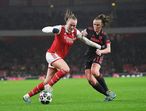 Arsenal vs. Bayern Munich: A Champions League Showdown - Arsenal Women's Battle for a Semi-Final Spot