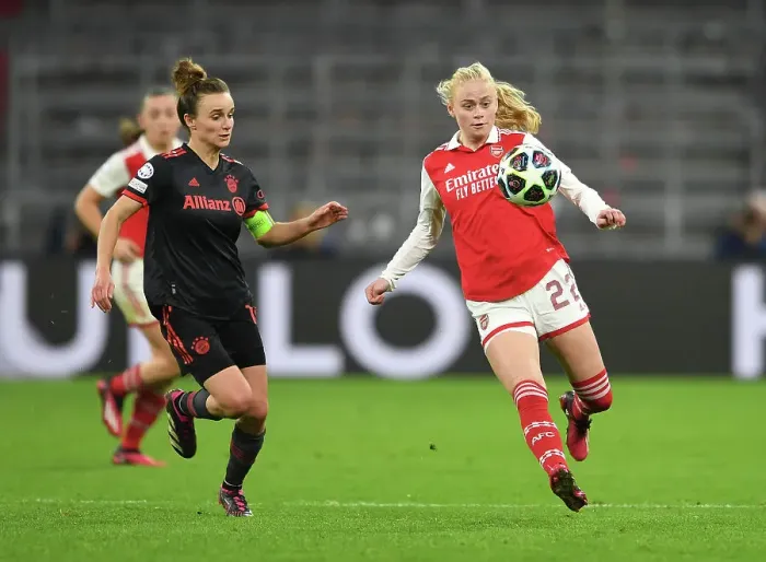 Framed Print : Arsenal vs. Bayern Munich: A UEFA Women's Champions League Quarter-Final Battle