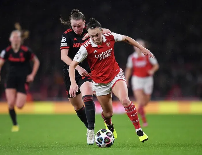 Framed Print : Arsenal vs. Bayern Munich: Women's Champions League Quarterfinal Showdown