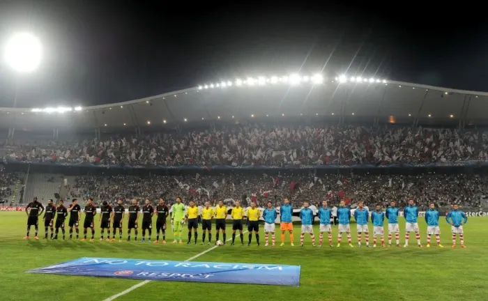 Framed Print : Arsenal vs. Besiktas - UEFA Champions League Qualifier, Istanbul 2014