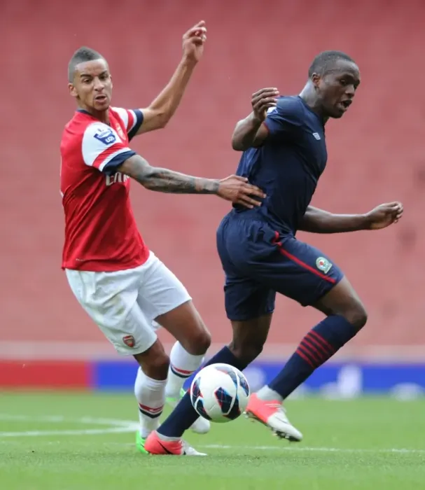 Framed Print : Arsenal vs. Blackburn Rovers: Craig Eastmond vs. Osayamen Osawe Clash in U21 Premier League