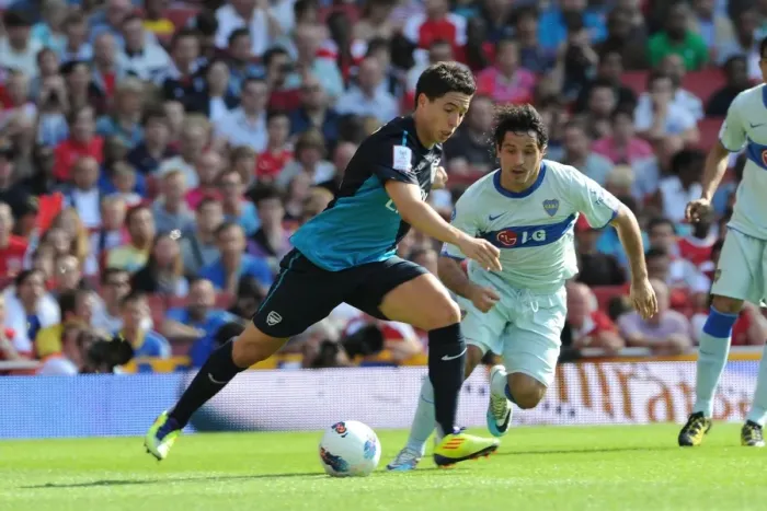 Framed Print : Arsenal vs Boca Juniors: Samir Nasri vs Diego Milito - The Thrilling 2:2 Draw at Emirates Cup, 2011 Framed Print : Arsenal vs Boca Juniors: Samir Nasri vs Diego Milito - The Thrilling 2:2 Draw at Emirates Cup, 2011