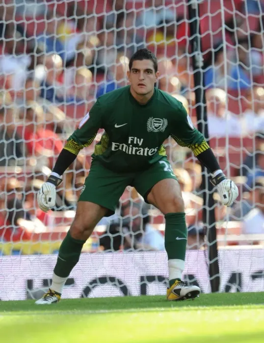 Framed Print : Arsenal vs Boca Juniors: Thrilling 2-2 Draw - Vito Mannone's Epic Duel at the Emirates Cup (July 31, 2011) Framed Print : Arsenal vs Boca Juniors: Thrilling 2-2 Draw - Vito Mannone's Epic Duel at the Emirates Cup (July 31, 2011)