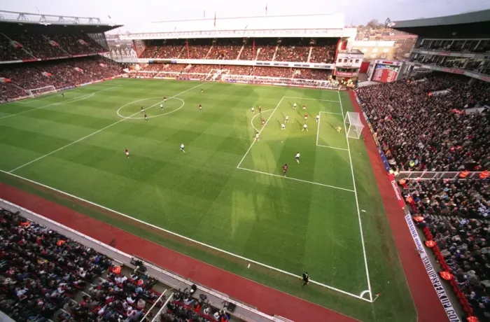 Framed Print : Arsenal vs Bolton Wanderers: 1-1 Stalemate at Arsenal Stadium, Highbury, London, FA Premiership, 2006