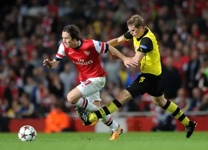 Framed Print : Arsenal vs. Borussia Dortmund: Rosicky vs. Bender Clash in the Champions League