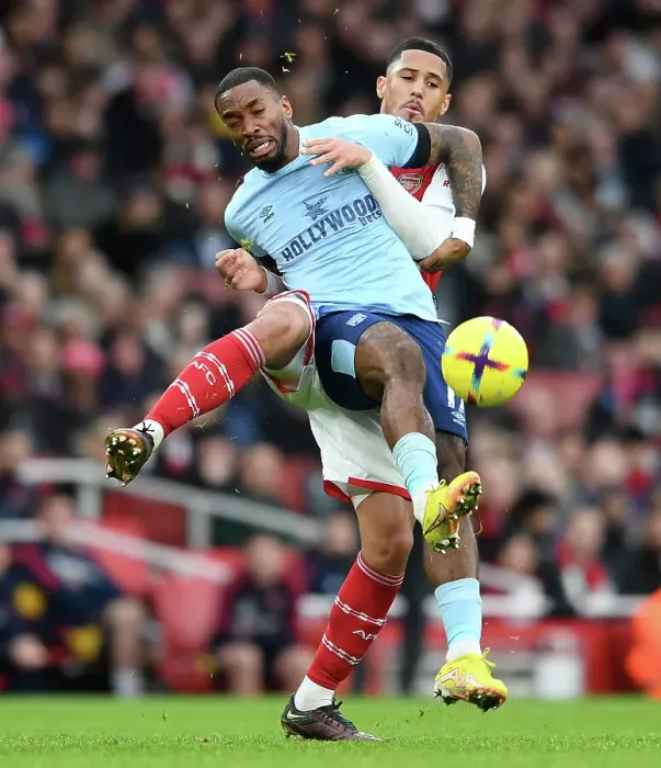 Framed Print : Arsenal vs Brentford: William Saliba vs Ivan Toney Battle at Emirates Stadium, Premier League 2022-23 Framed Print : Arsenal vs Brentford: William Saliba vs Ivan Toney Battle at Emirates Stadium, Premier League 2022-23