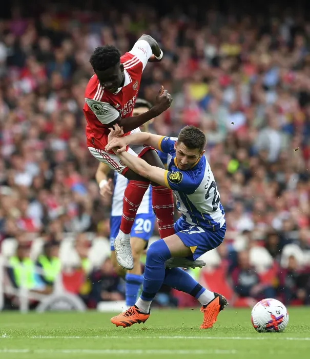Framed Print : Arsenal vs Brighton: Bukayo Saka vs Billy Gilmour Battle in 2022-23 Premier League Clash Framed Print : Arsenal vs Brighton: Bukayo Saka vs Billy Gilmour Battle in 2022-23 Premier League Clash