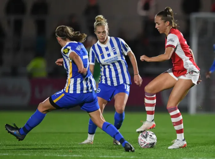 Framed Print : Arsenal vs Brighton: FA Women's Cup Semi-Final Showdown