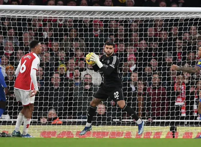 Framed Print : Arsenal vs Brighton & Hove Albion: David Raya's Unforgettable Performance (2023-24) Framed Print : Arsenal vs Brighton & Hove Albion: David Raya's Unforgettable Performance (2023-24)