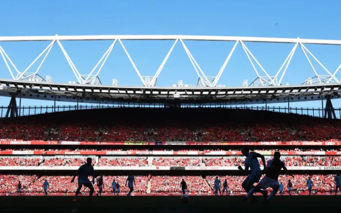 Framed Print : Arsenal vs Burnley: Premier League Clash at Emirates Stadium (2017-18)
