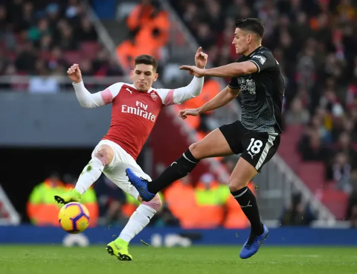 Framed Print : Arsenal vs Burnley: Premier League Showdown at Emirates Stadium (December 2018) Framed Print : Arsenal vs Burnley: Premier League Showdown at Emirates Stadium (December 2018)