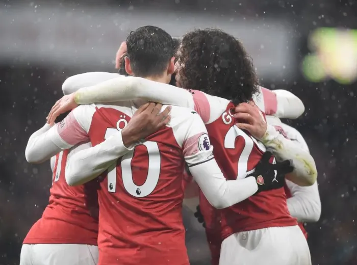 Framed Print : Arsenal vs. Cardiff: Premier League Showdown at Emirates Stadium
