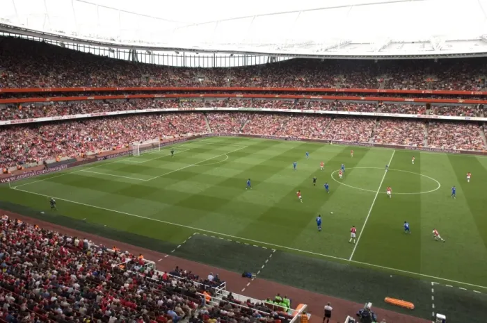 Framed Print : Arsenal vs. Chelsea: 1-1 FA Premiership Draw at Emirates Stadium (2007) Framed Print : Arsenal vs. Chelsea: 1-1 FA Premiership Draw at Emirates Stadium (2007)