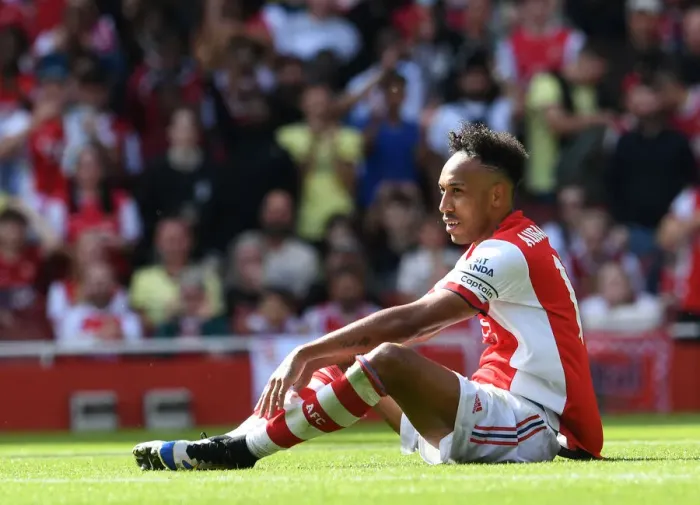 Framed Print : Arsenal vs Chelsea: Aubameyang Faces Off in Pre-Season Clash