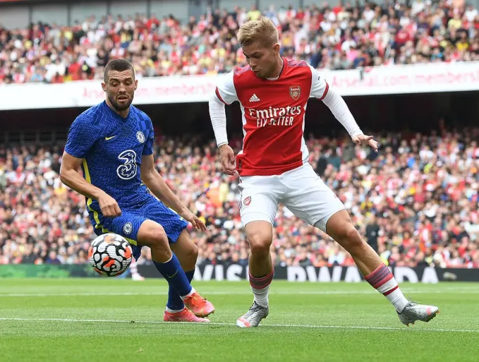Framed Print : Arsenal vs. Chelsea: Clash of Minds - Emile Smith Rowe vs. Mateo Kovacic Framed Print : Arsenal vs. Chelsea: Clash of Minds - Emile Smith Rowe vs. Mateo Kovacic