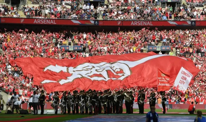 Framed Print : Arsenal vs Chelsea: FA Cup Final - Arsenal Banners at Wembley Stadium