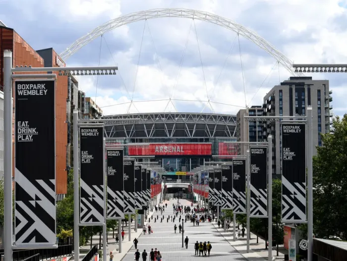 Framed Print : Arsenal vs Chelsea FA Cup Final at Empty Wembley Stadium (2020): A Silent Battle Amidst the Pandemic