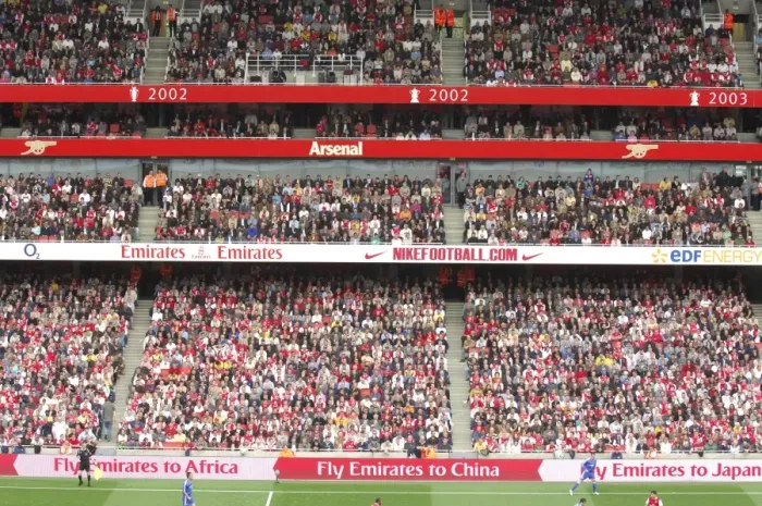 Framed Print : Arsenal vs. Chelsea: FA Premiership Rivalry Ends in 1-1 Draw at Emirates Stadium (2007) Framed Print : Arsenal vs. Chelsea: FA Premiership Rivalry Ends in 1-1 Draw at Emirates Stadium (2007)