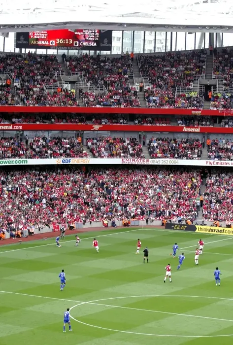 Framed Print : Arsenal vs. Chelsea: FA Premiership Rivalry Ends in 1-1 Stalemate at Emirates Stadium, 2007