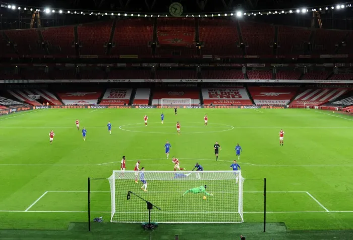 Framed Print : Arsenal vs Chelsea: Martinelli's Shot Saved by Mendy in Premier League Clash (2020-21) Framed Print : Arsenal vs Chelsea: Martinelli's Shot Saved by Mendy in Premier League Clash (2020-21)