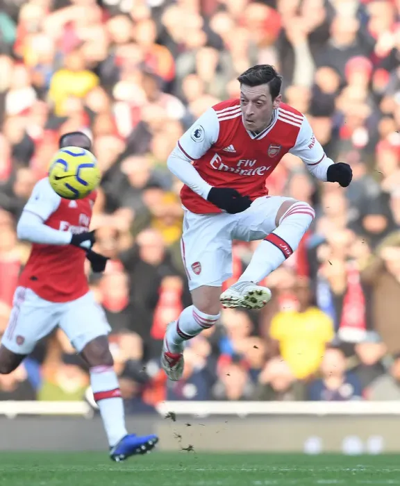 Framed Print : Arsenal vs Chelsea: Mesut Ozil at Emirates Stadium (Premier League 2019-20) Framed Print : Arsenal vs Chelsea: Mesut Ozil at Emirates Stadium (Premier League 2019-20)