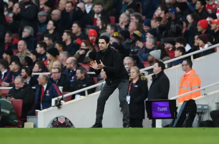 Framed Print : Arsenal vs Chelsea: Mikel Arteta Leads the Gunners Against the Blues in the Premier League
