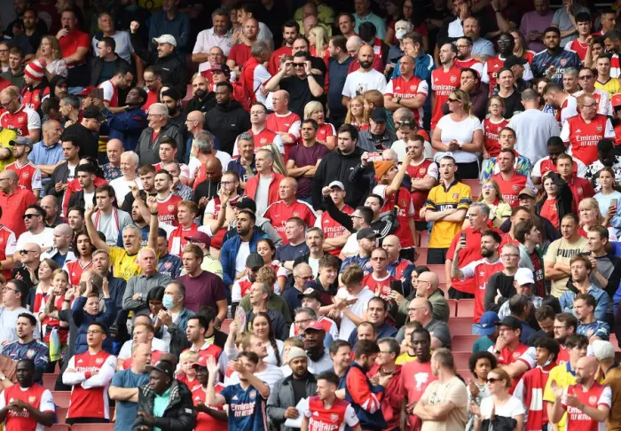 Framed Print : Arsenal vs. Chelsea: Passionate Fans at the Emirates Stadium, Premier League 2021-22